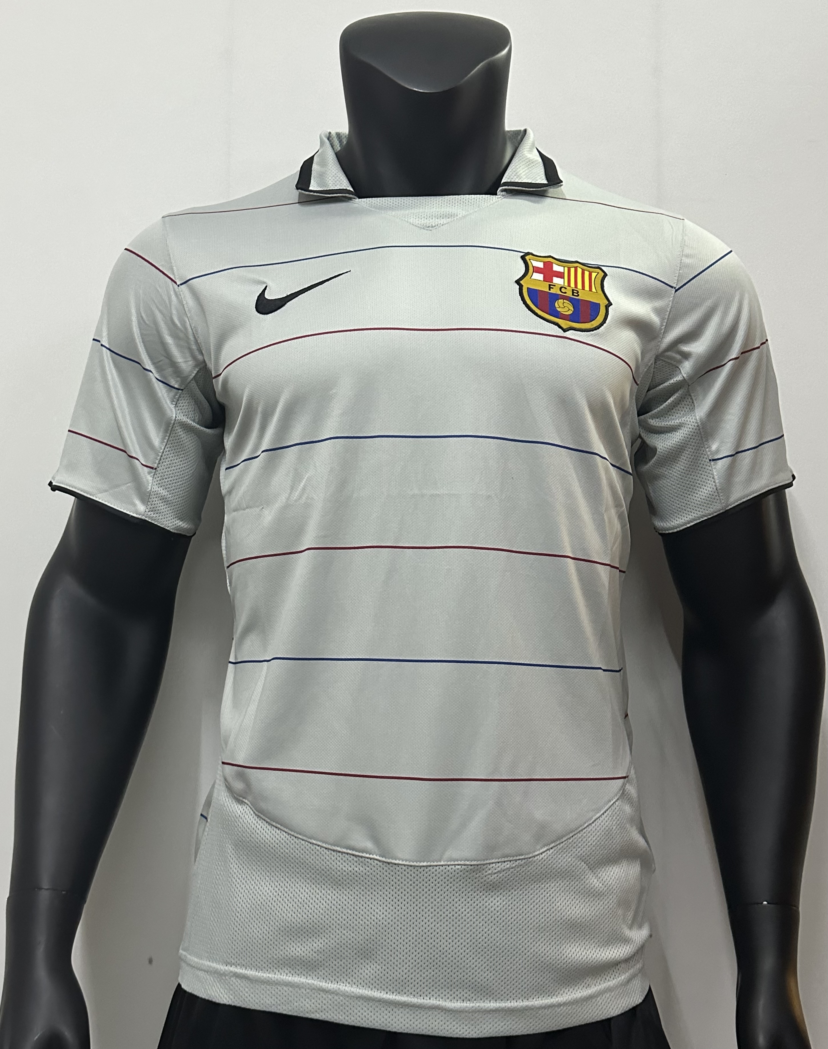 03-04Retro Barcelona away 1:1 Thai Quality