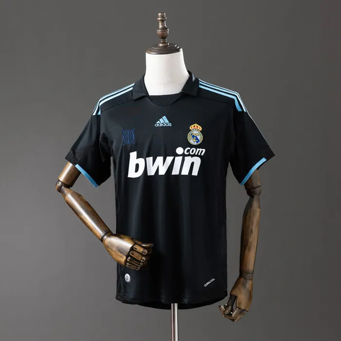 Retro Real Madrid 2009-10 Away Kit