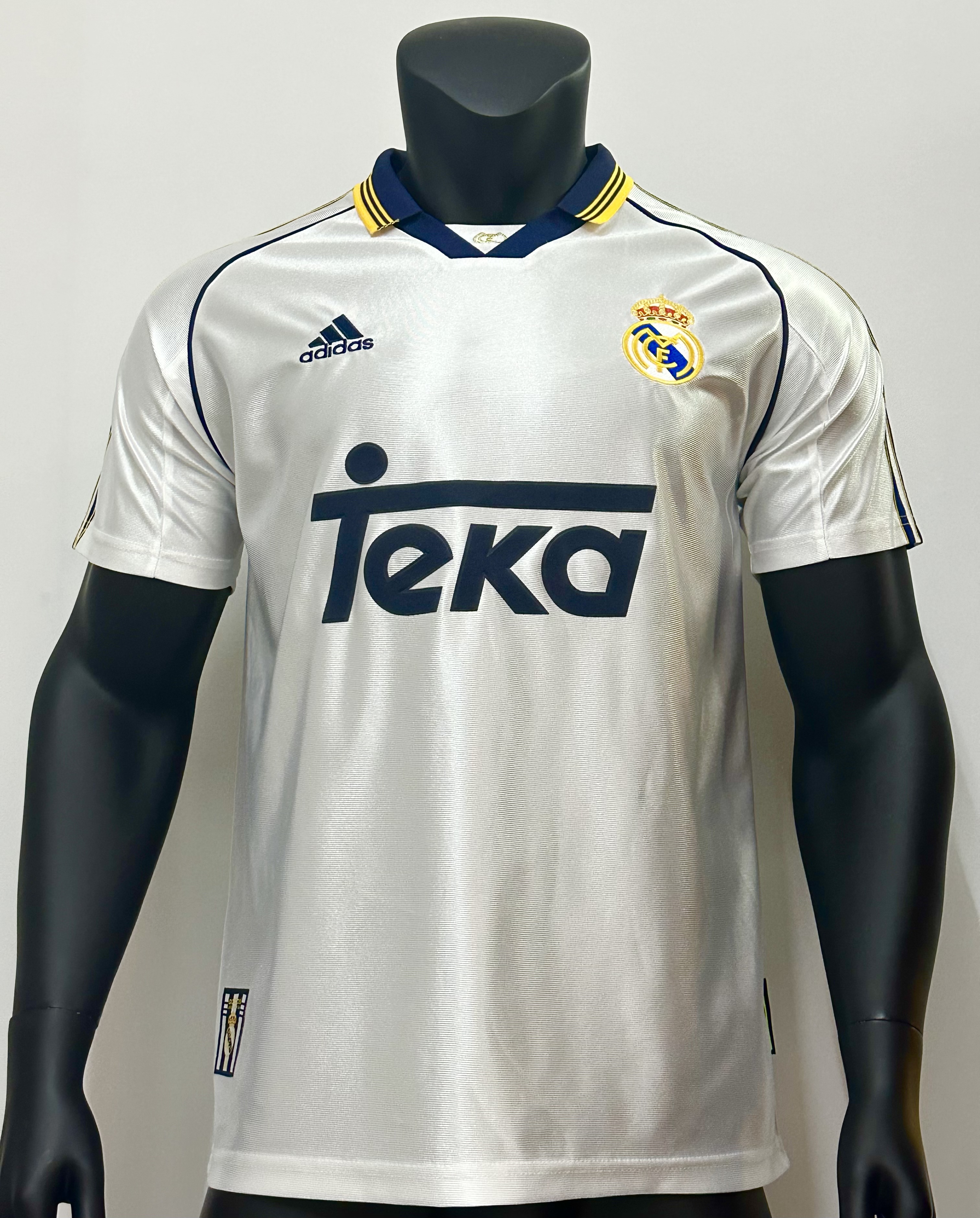 98-99 Retro Real Madrid home 1:1 Thai Quality