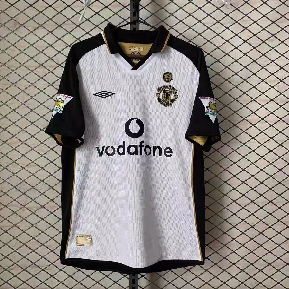 Retro 2001-02 Manchester United Centenary Beckham #7 Reversible Jersey